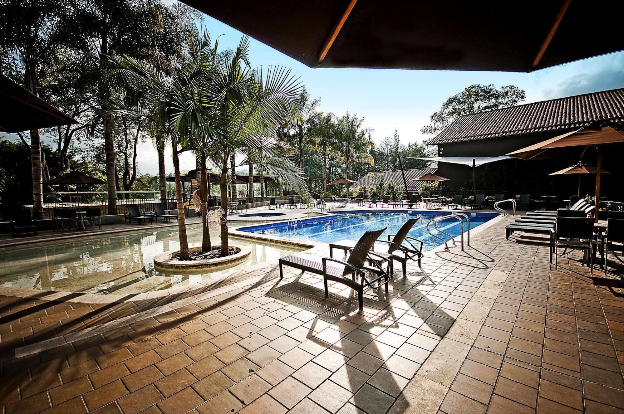 Movich Hotel Las Lomas Rionegro Exterior photo The swimming pool at the resort